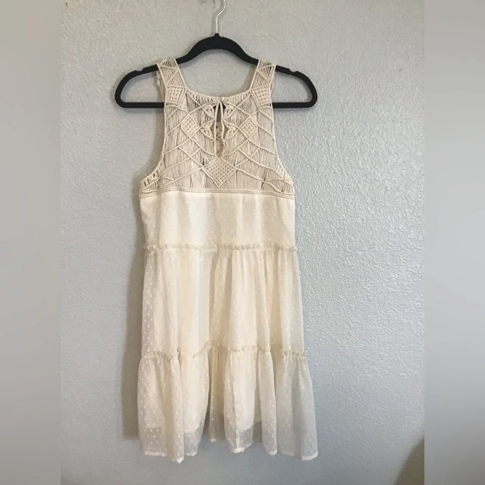 Shyanne Drress - Picture 2 of 9